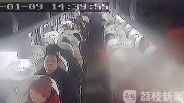 鄭州大巴車(chē)租賃，春運乘坐大巴車(chē)需要注意行車(chē)安全